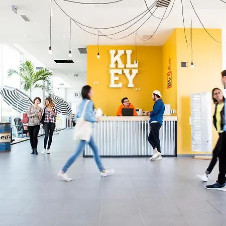 מלון דירות Kley 2*